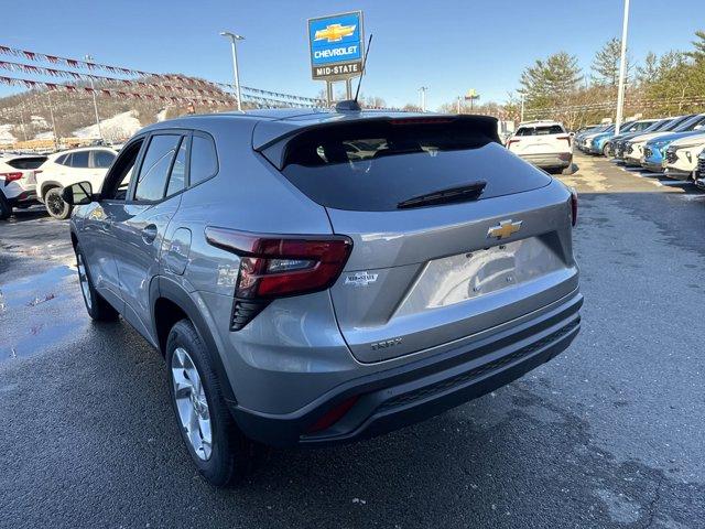 new 2025 Chevrolet Trax car, priced at $22,594