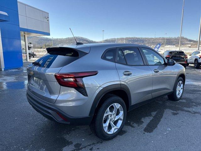 new 2025 Chevrolet Trax car, priced at $22,594