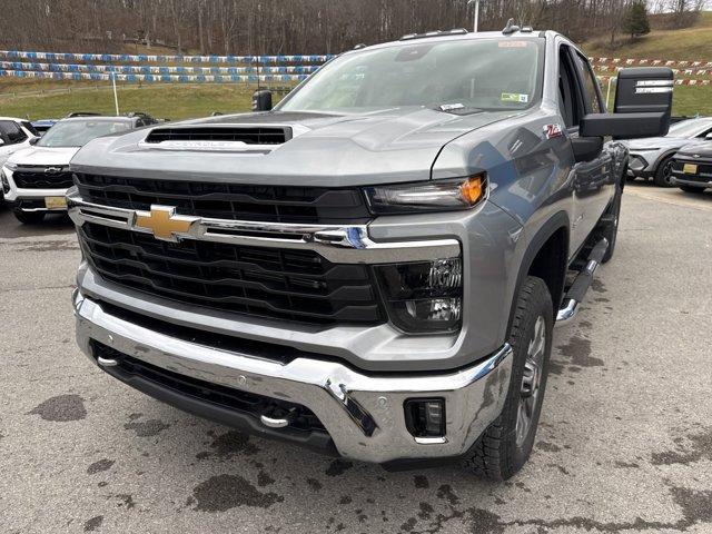 new 2025 Chevrolet Silverado 3500 car, priced at $70,070