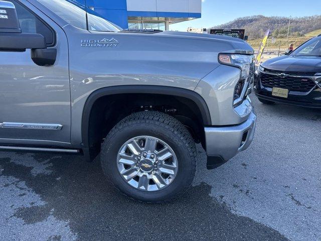 new 2025 Chevrolet Silverado 3500 car, priced at $84,958