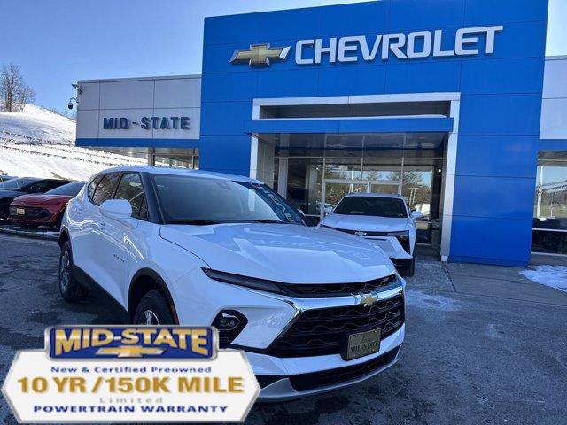 new 2025 Chevrolet Blazer car, priced at $34,910