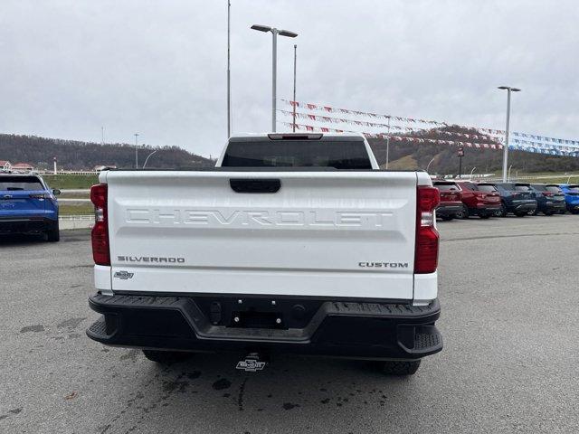 new 2025 Chevrolet Silverado 1500 car, priced at $45,678