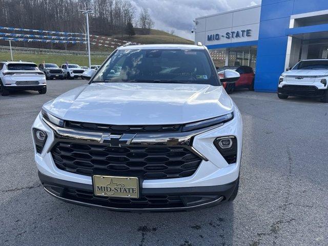 new 2025 Chevrolet TrailBlazer car, priced at $30,585