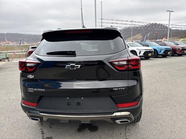 new 2025 Chevrolet TrailBlazer car, priced at $29,959