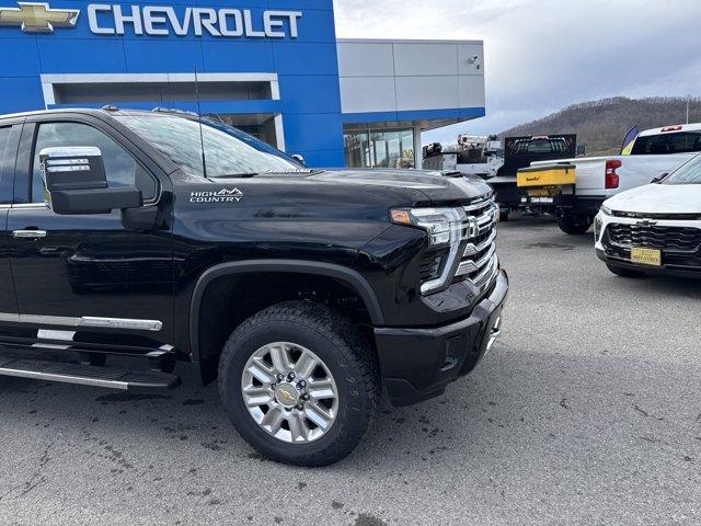 new 2025 Chevrolet Silverado 3500 car, priced at $84,003