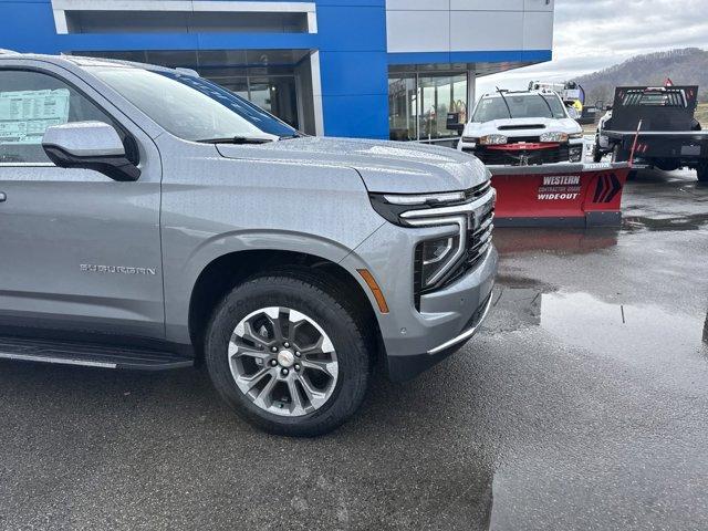 new 2025 Chevrolet Suburban car, priced at $67,595