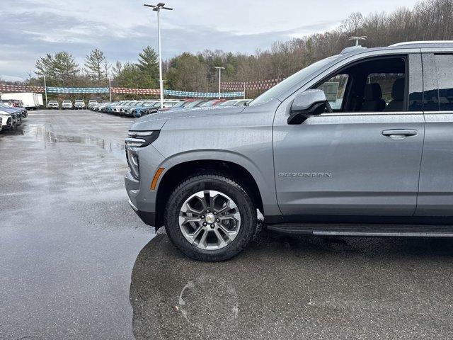 new 2025 Chevrolet Suburban car, priced at $67,595