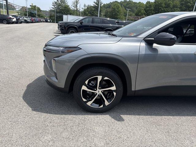 new 2025 Chevrolet Trax car