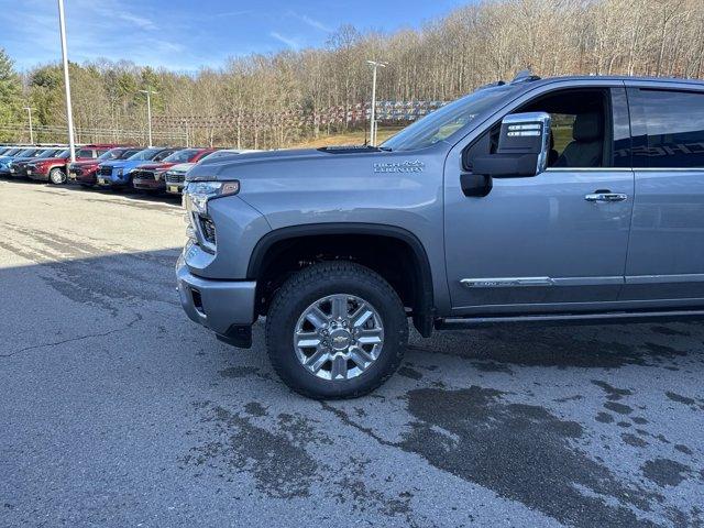 new 2025 Chevrolet Silverado 3500 car, priced at $86,080