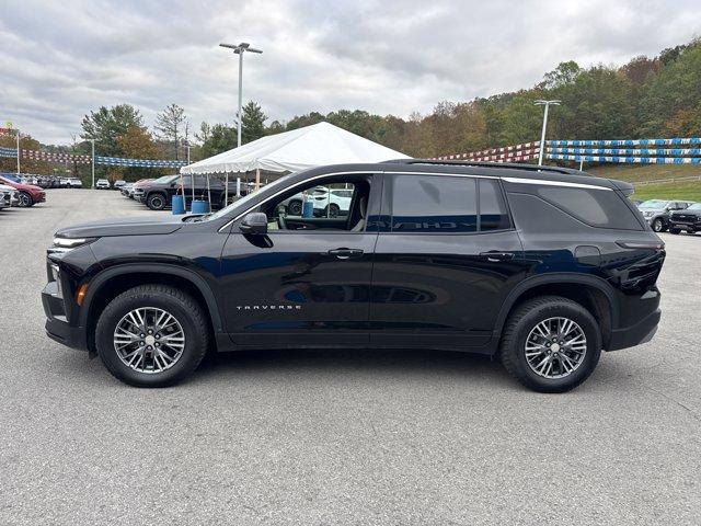 used 2024 Chevrolet Traverse car, priced at $34,055
