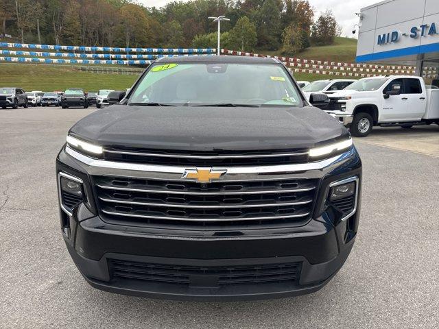 used 2024 Chevrolet Traverse car, priced at $34,055