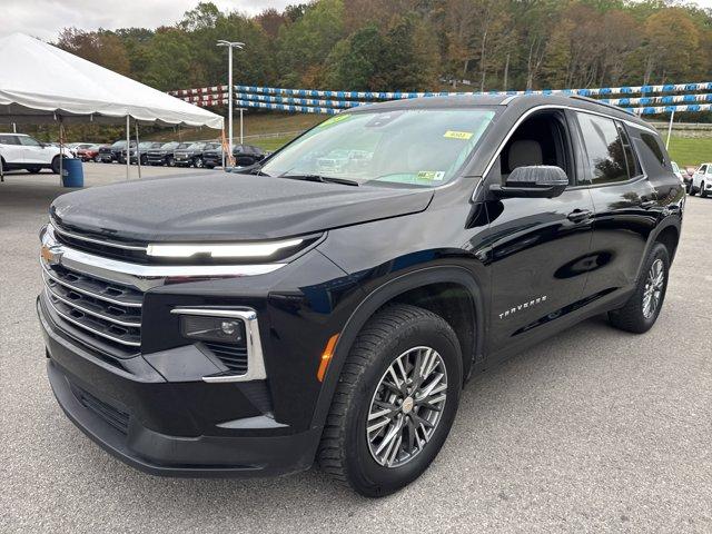 used 2024 Chevrolet Traverse car, priced at $34,055