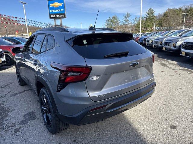 new 2025 Chevrolet Trax car, priced at $25,827