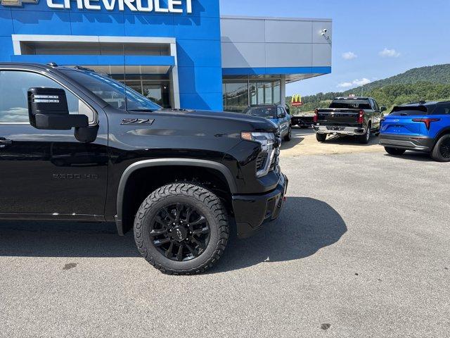 new 2025 Chevrolet Silverado 2500 car, priced at $61,776