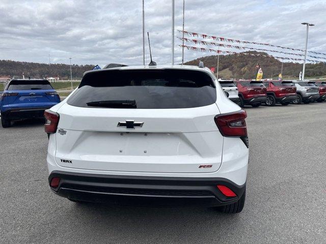 new 2025 Chevrolet Trax car, priced at $27,097