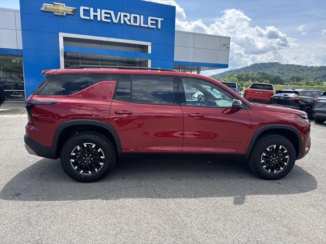 new 2025 Chevrolet Traverse car, priced at $49,790