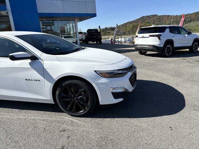 new 2025 Chevrolet Malibu car, priced at $27,500