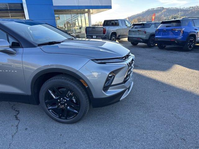 new 2025 Chevrolet Blazer car, priced at $43,076