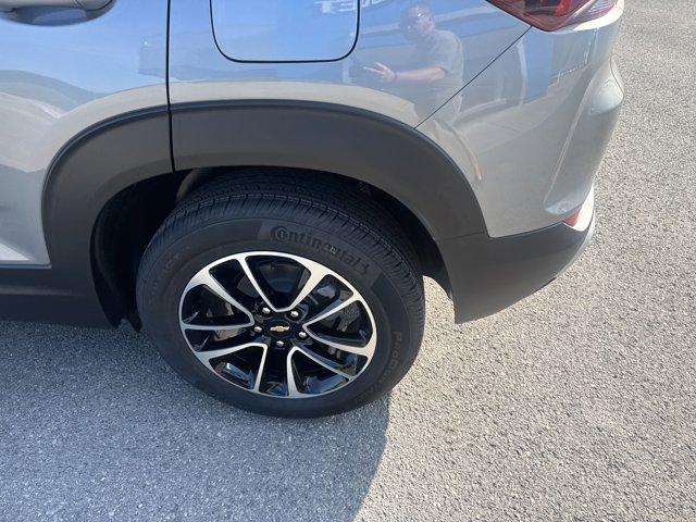 new 2026 Chevrolet TrailBlazer car, priced at $27,083