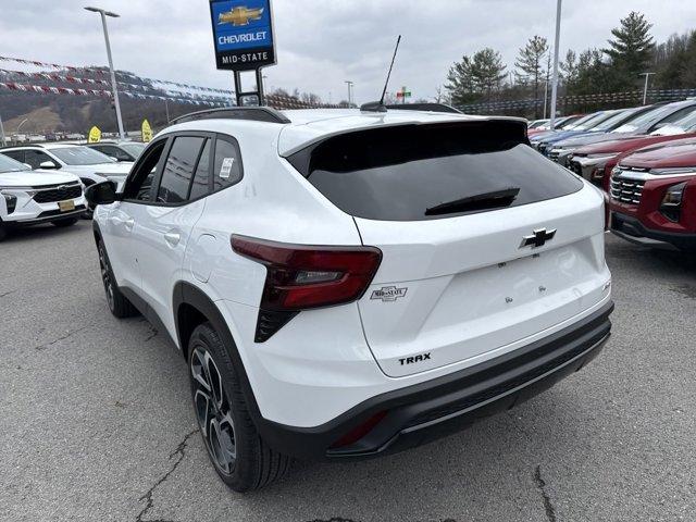 new 2025 Chevrolet Trax car, priced at $27,097