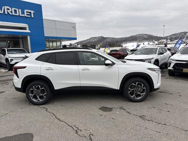 new 2025 Chevrolet Trax car, priced at $24,260