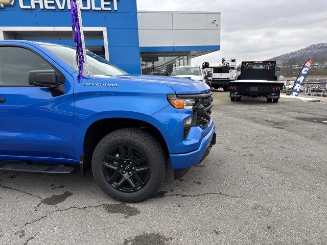 new 2025 Chevrolet Silverado 1500 car, priced at $42,365