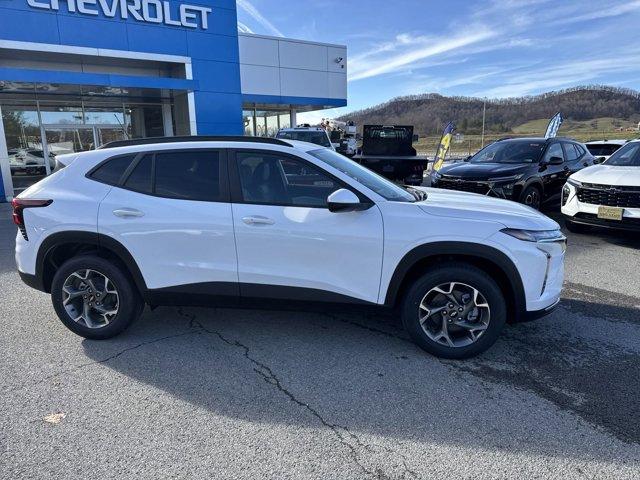 new 2025 Chevrolet Trax car, priced at $24,260