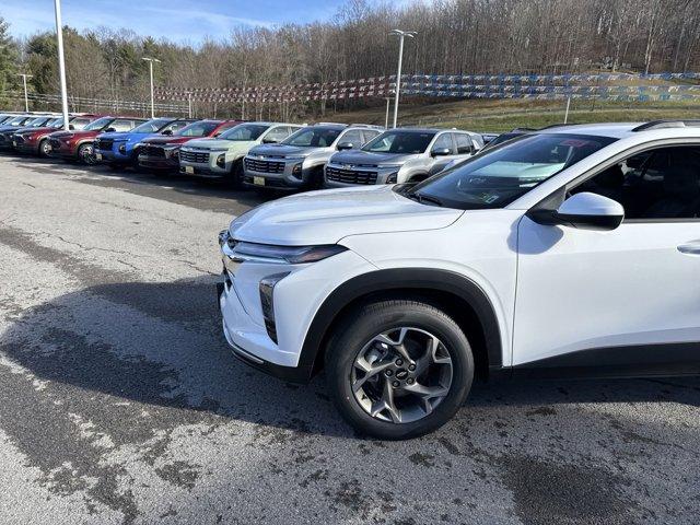 new 2025 Chevrolet Trax car, priced at $24,260