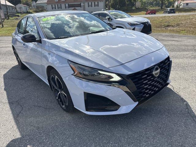 used 2023 Nissan Altima car, priced at $22,400