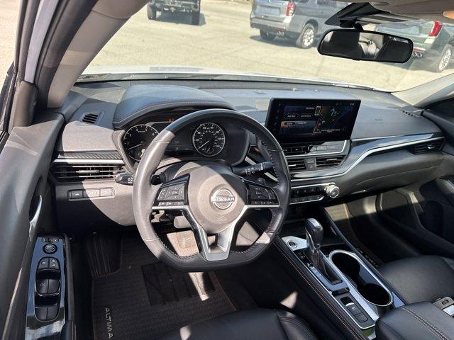 used 2023 Nissan Altima car, priced at $22,400