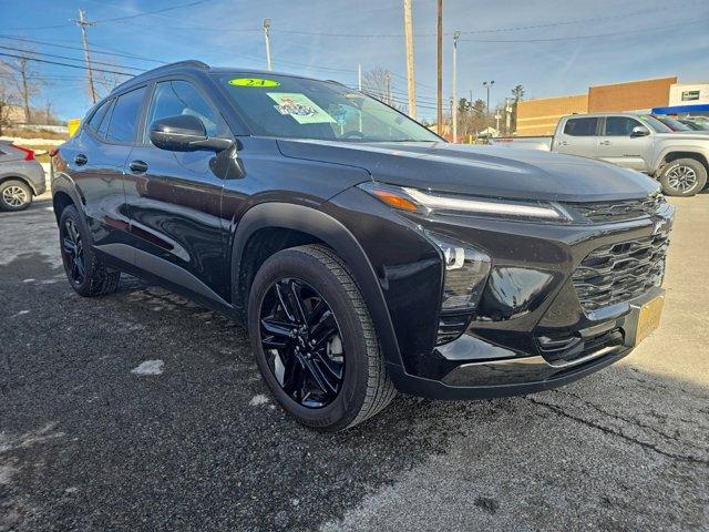 used 2024 Chevrolet Trax car, priced at $25,880