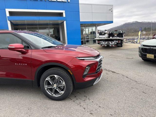 new 2025 Chevrolet Blazer car, priced at $38,890