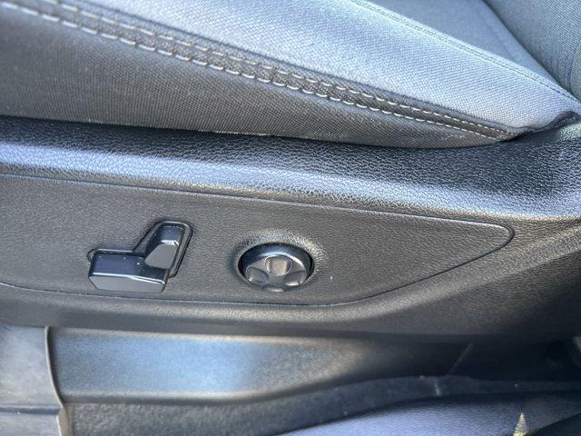 used 2021 Ram 1500 car, priced at $33,014