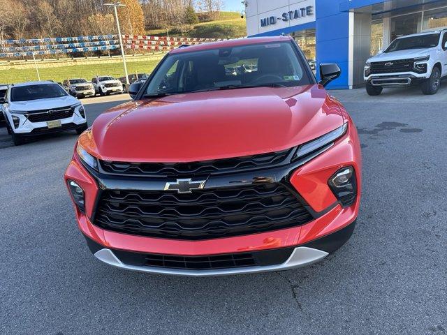 new 2025 Chevrolet Blazer car, priced at $39,039