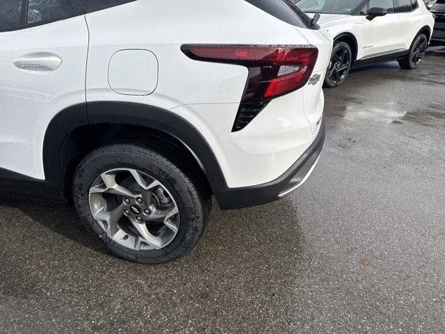 new 2025 Chevrolet Trax car, priced at $23,991