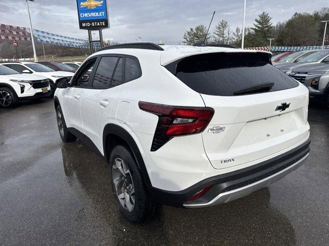 new 2025 Chevrolet Trax car, priced at $23,991