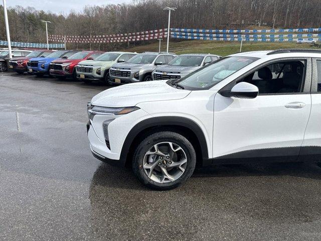 new 2025 Chevrolet Trax car, priced at $23,991