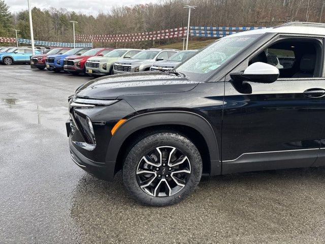 new 2025 Chevrolet TrailBlazer car, priced at $33,082