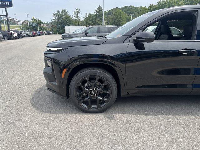 new 2025 Chevrolet Traverse car, priced at $60,114
