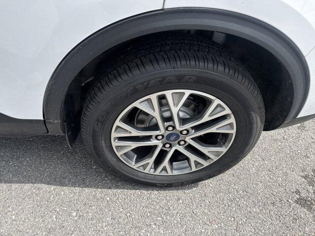used 2022 Ford Escape car, priced at $25,559