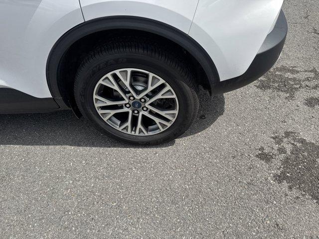 used 2022 Ford Escape car, priced at $25,559
