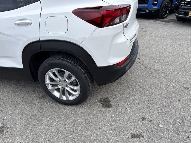 new 2025 Chevrolet TrailBlazer car, priced at $25,999