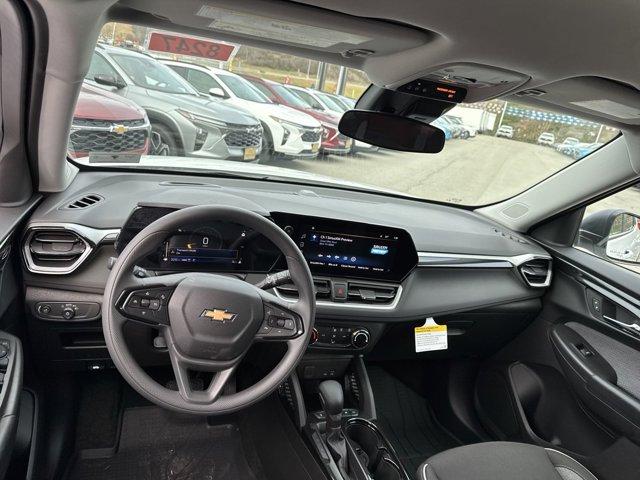 new 2025 Chevrolet TrailBlazer car, priced at $25,999