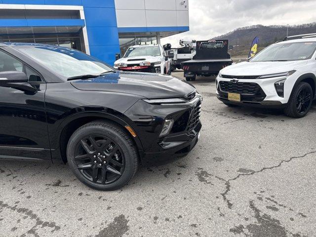 new 2025 Chevrolet Blazer car, priced at $47,063