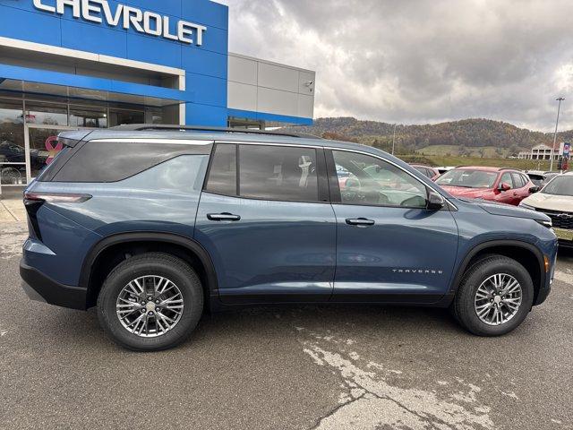 new 2026 Chevrolet Traverse car, priced at $42,919