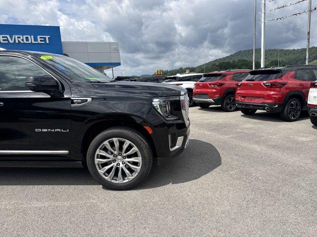 used 2022 GMC Yukon XL car, priced at $58,675