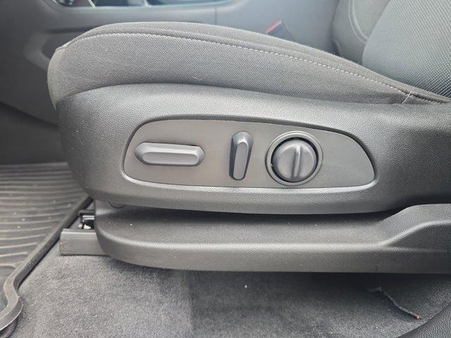 used 2023 Chevrolet Traverse car, priced at $33,000