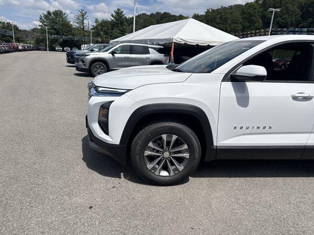 new 2026 Chevrolet Equinox car, priced at $30,435