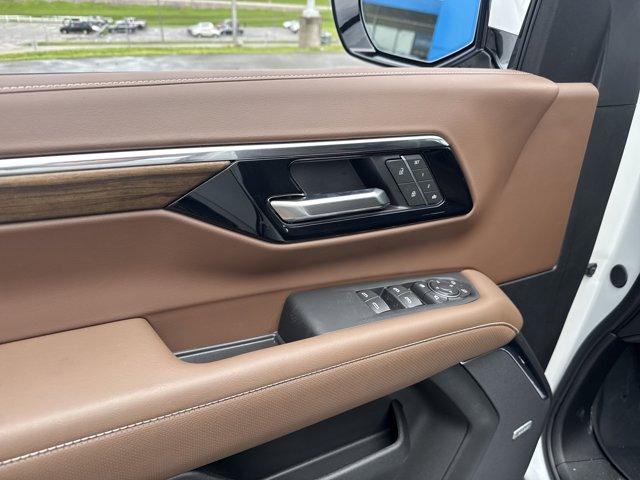 new 2025 Chevrolet Suburban car, priced at $93,799