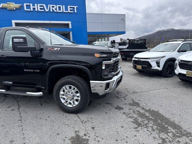 new 2025 Chevrolet Silverado 3500 car, priced at $57,875